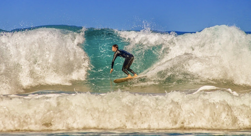 Surfer sur la vague ,